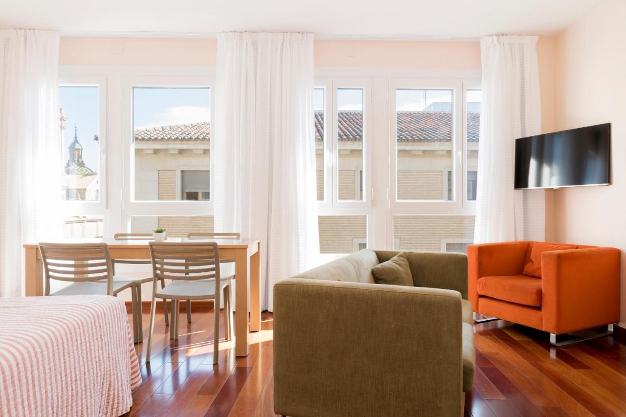Apartamentos Sabinas El Pilar Сарагоса Екстер'єр фото