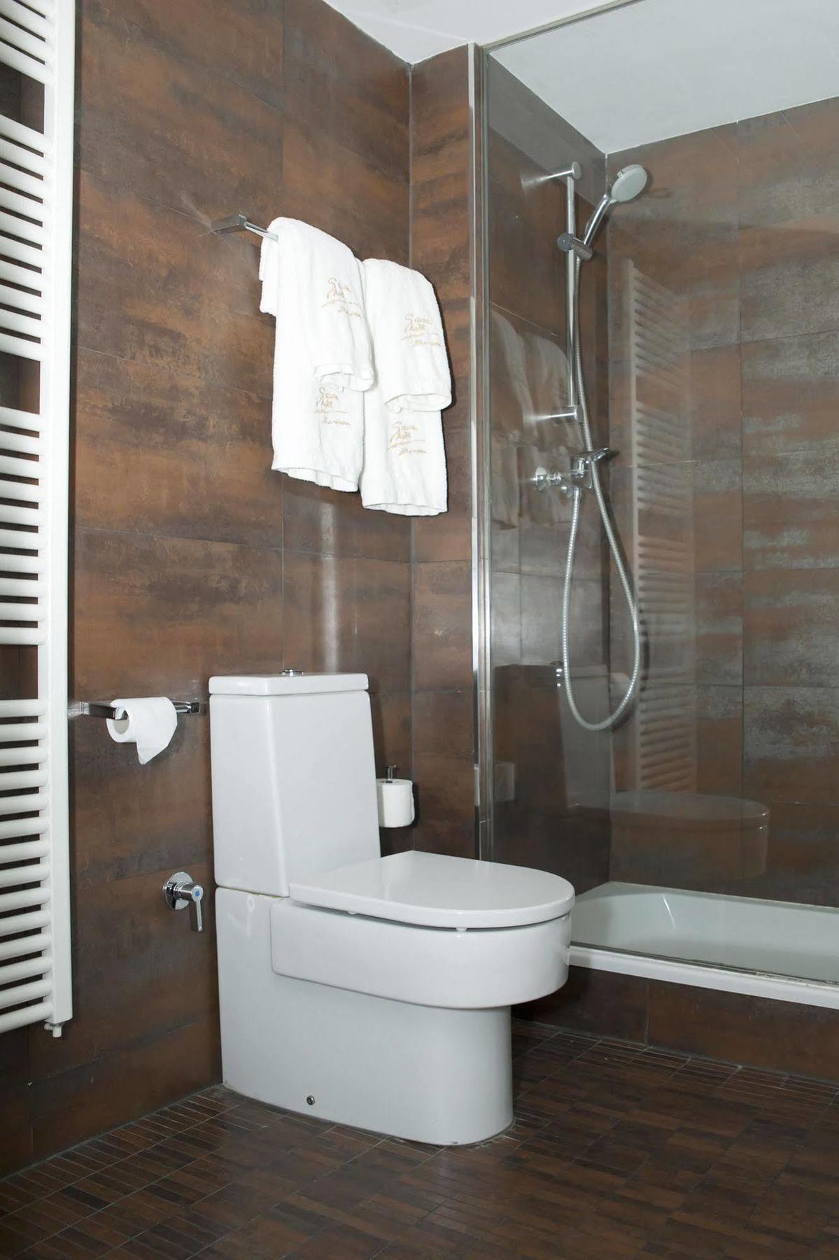 Apartamentos Sabinas El Pilar Сарагоса Екстер'єр фото