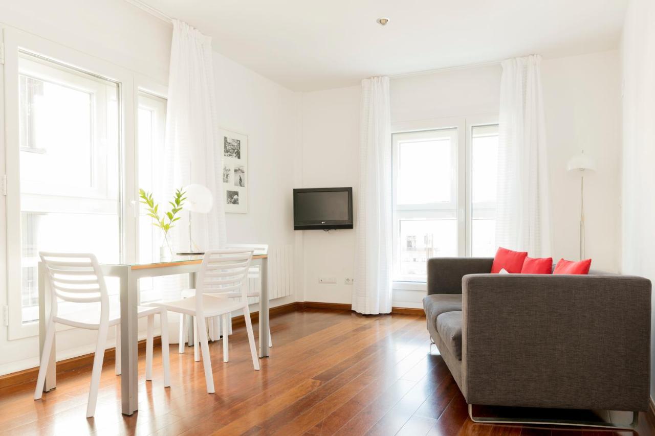Apartamentos Sabinas El Pilar Сарагоса Екстер'єр фото